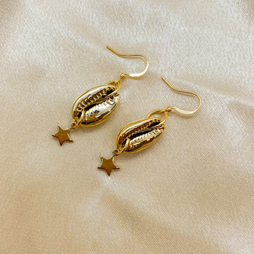 Mini Star Shell Earrings